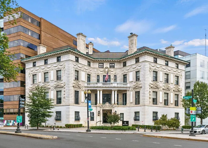 Placemakr Dupont Circle