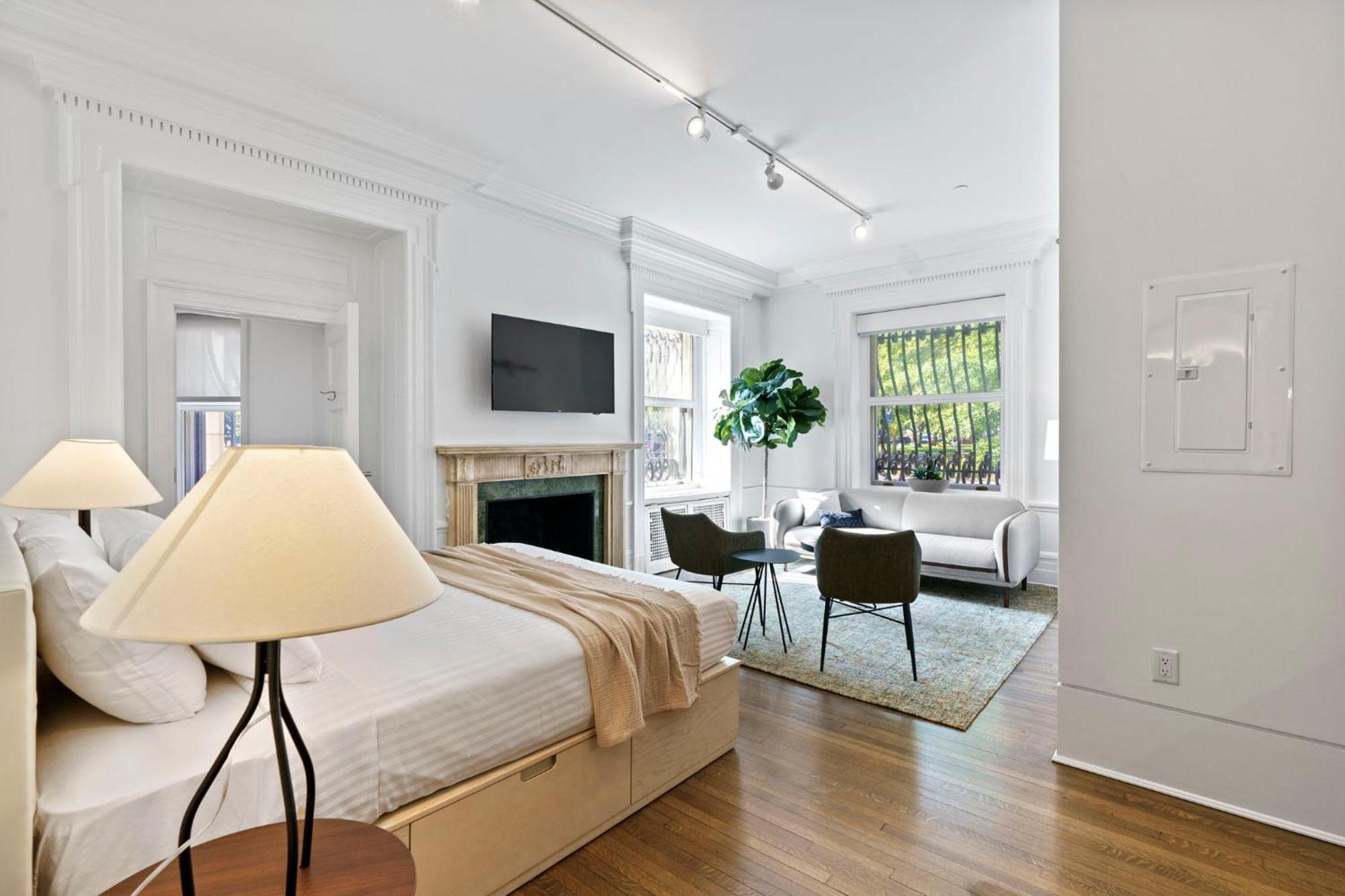 Placemakr Dupont Circle Washington