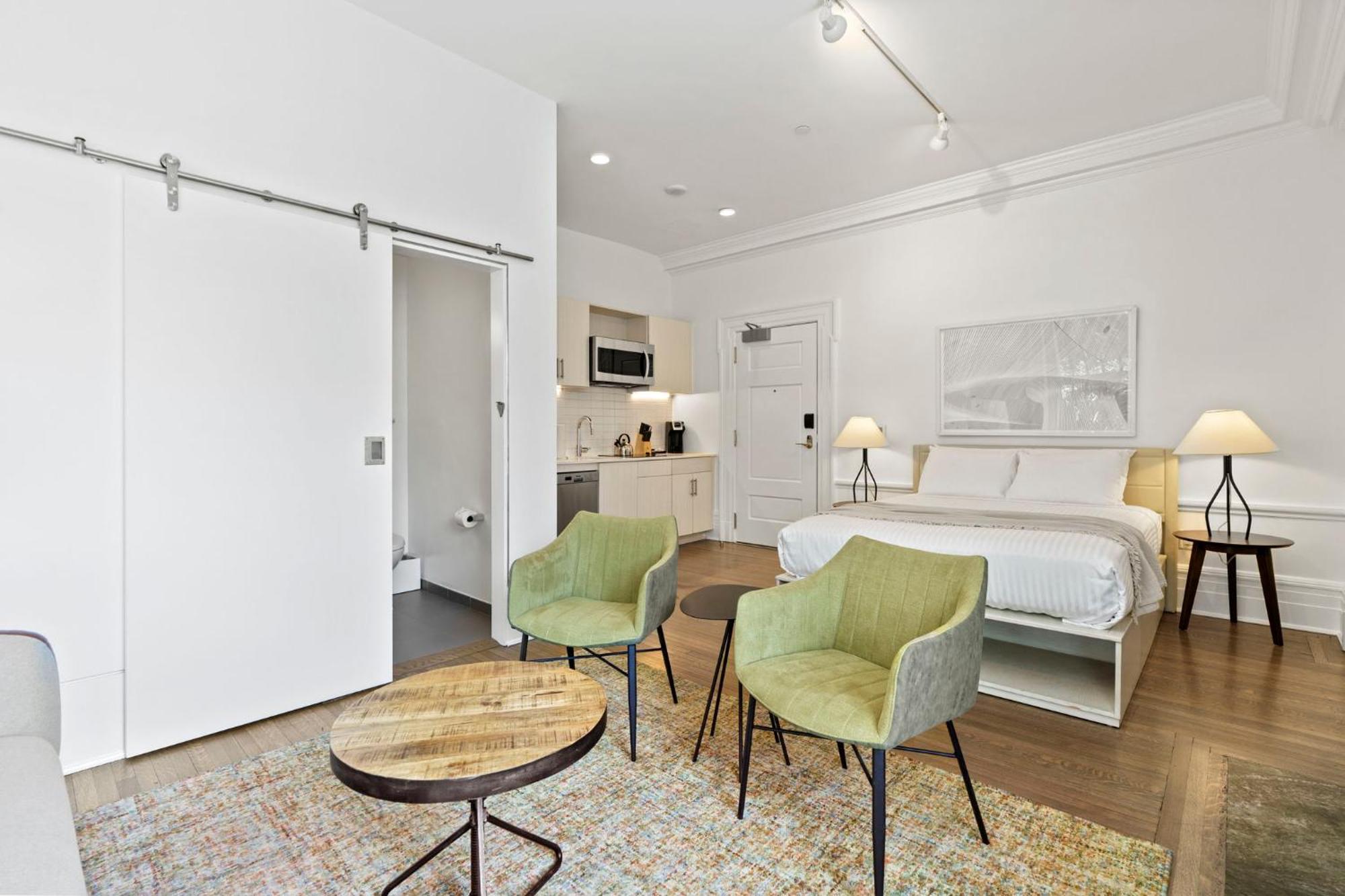 Placemakr Dupont Circle Aparthotel